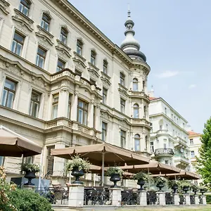 Le Palais Art 5*, Praag Tsjechië
