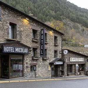 Micolau Hotel