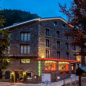 Montane Hotel