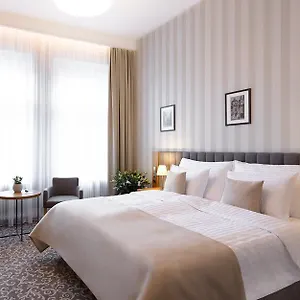 Schwaiger 4*, Praag Tsjechië